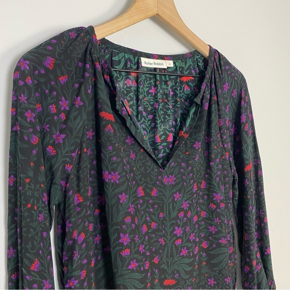 Roller Rabbit Favela Floral Split Neck Blouse - Picture 5 of 11